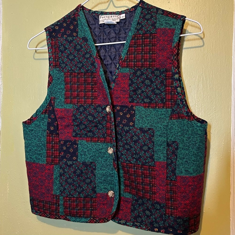 Portraits Quilted Patchwork Vest in Red & Green